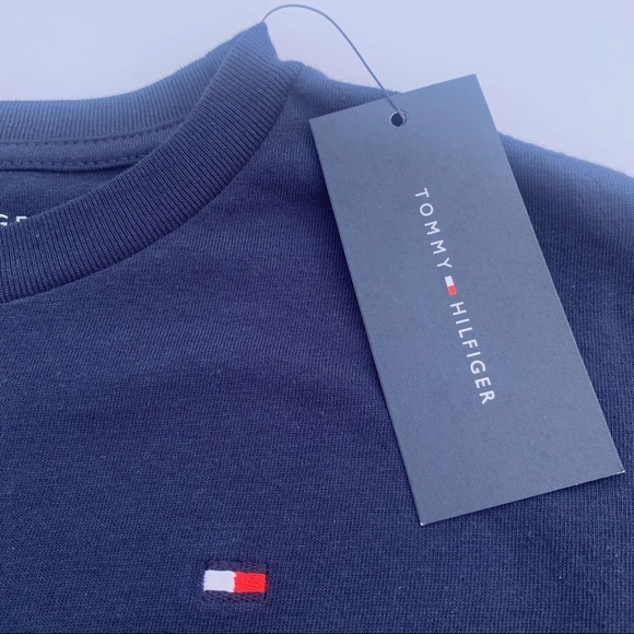 NWT Boys Tommy Hilfiger T-shirt Size 6 - Picture 2 of 4